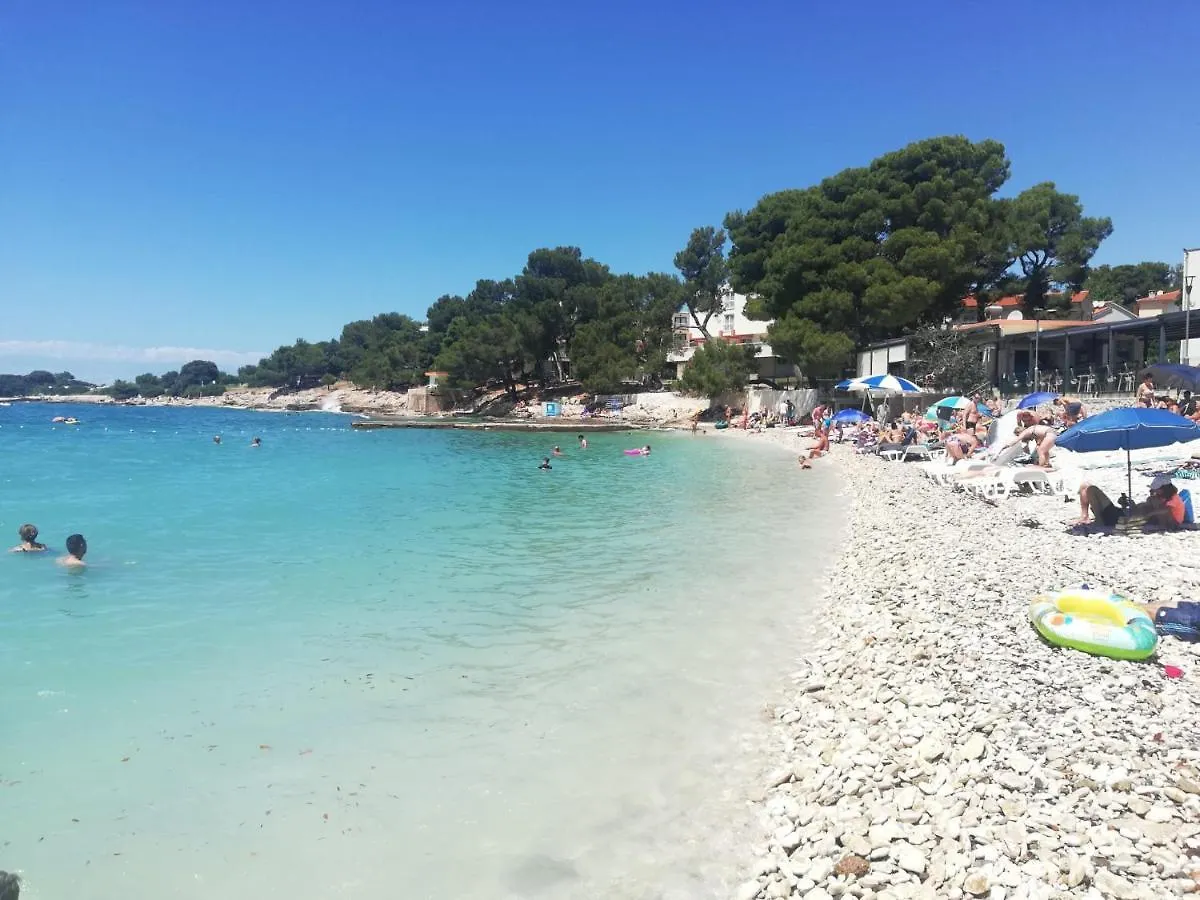 Apartamento Mobilehome Elena Premium With Pool, Istria Banjole